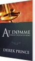 At Dømme - 