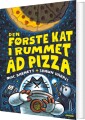 Den Første Kat I Rummet Åd Pizza - 
