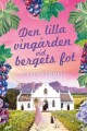 Den Lille Vinga Rd Ved Bjergets Fod