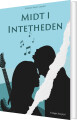 Midt I Intetheden