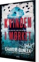kvinden i mørket - bog