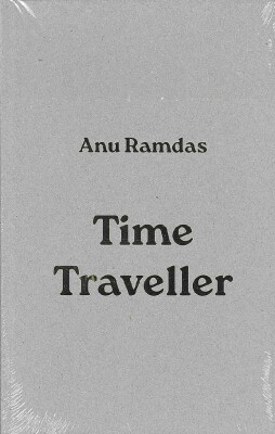 Køb Time Traveller af Anu Ramdas - bog hardback - Gucca.dk