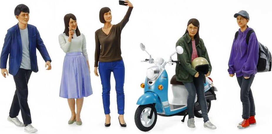 Tamiya - Campus Friends Set 2 - Model Figurer - 1:24 - 24356
