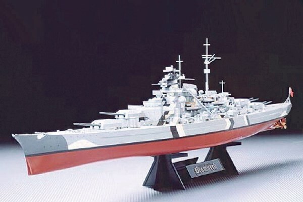 Se Tamiya - German Battleship Bismarck Byggesæt - 1:350 - 78013 hos Gucca.dk