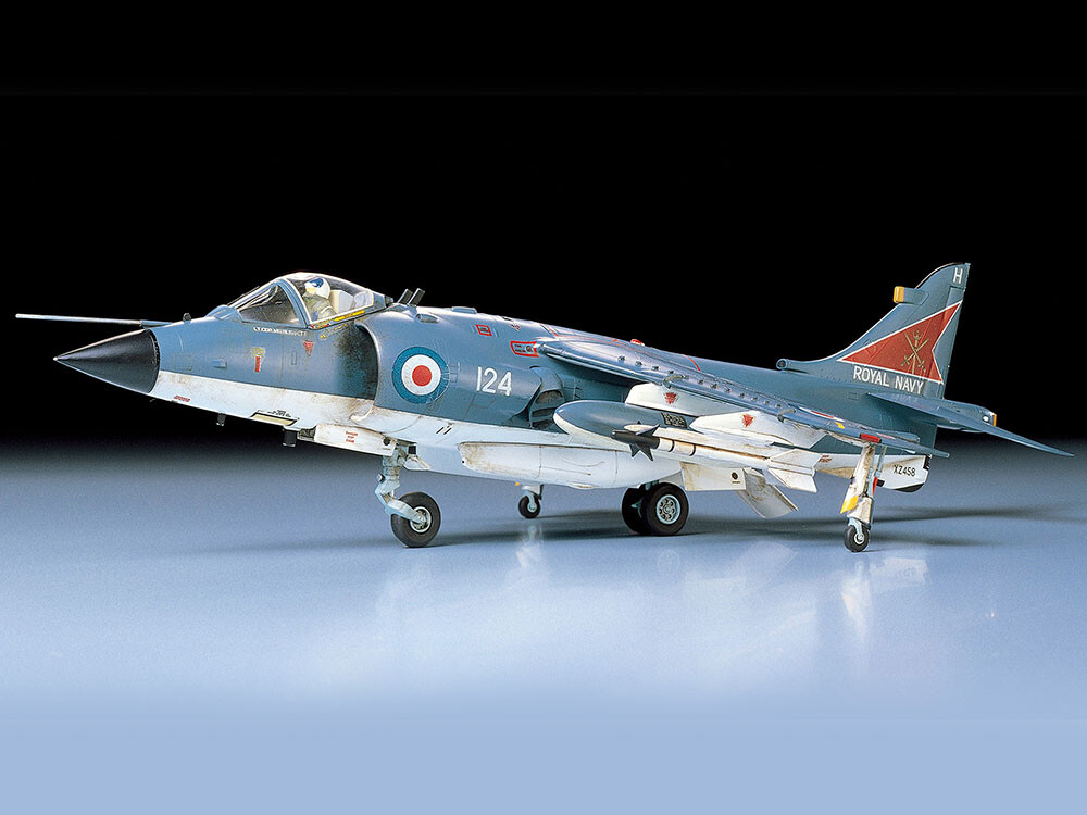 Tamiya - Royal Navy Sea Harrier Frs.1 Byggesæt - 1:48 - 61026