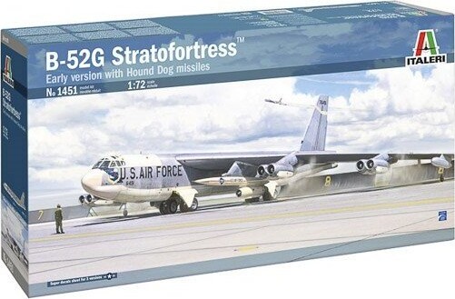 Italeri - B-52g Stratofortress Fly Byggest - 1:72 - 1451