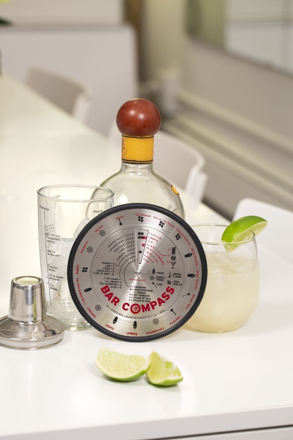 Kikkerland - Cocktail Bar Kompas Med 16 Opskrifter