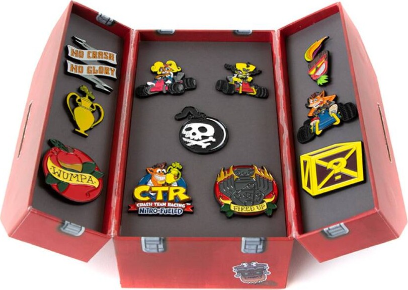 Numskull - Crash Team Racing Nitro-Fueled Toolbox Pin Badge Set - Pin / Badge