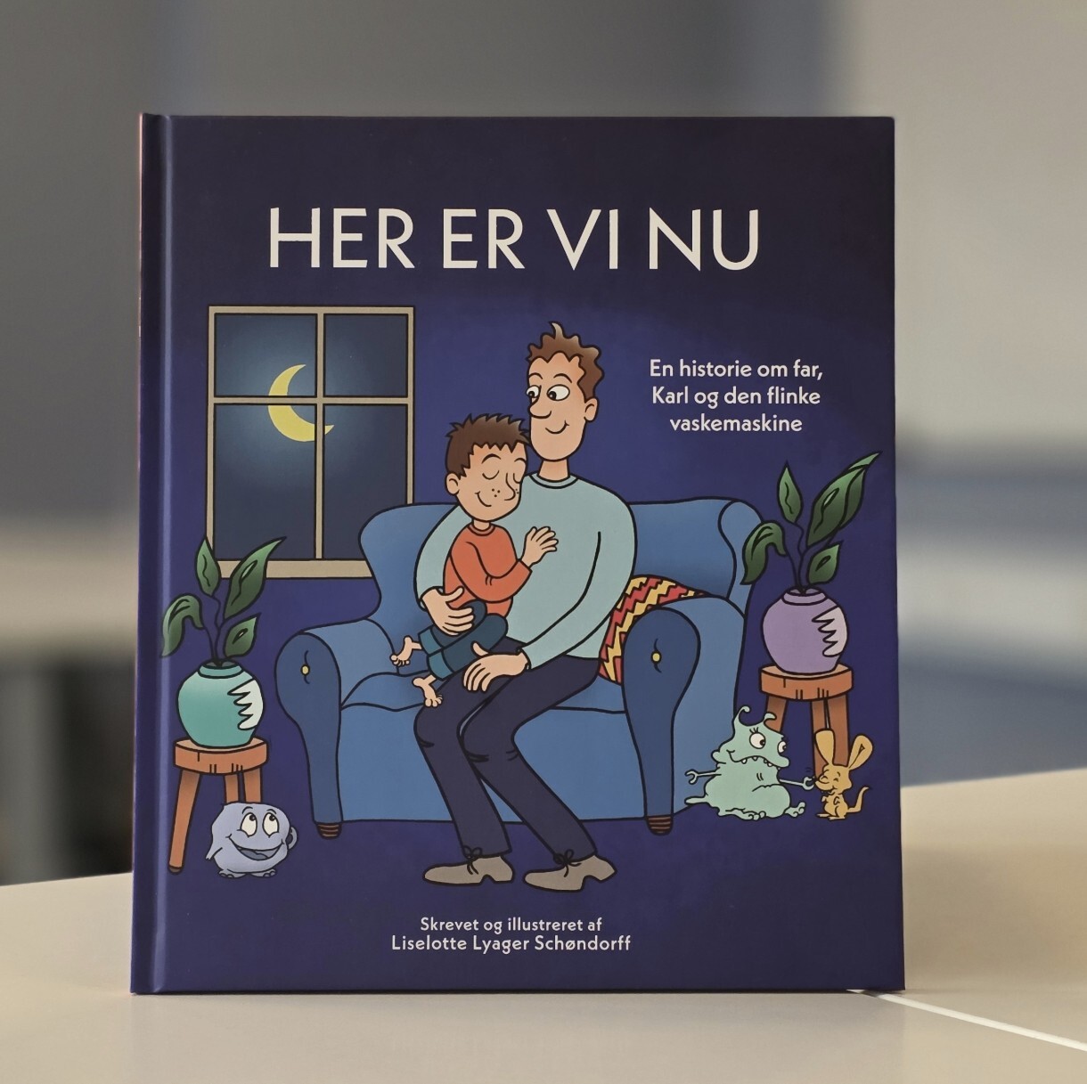 Her Er Vi Nu - Liselotte Lyager Schøndorff - Bog