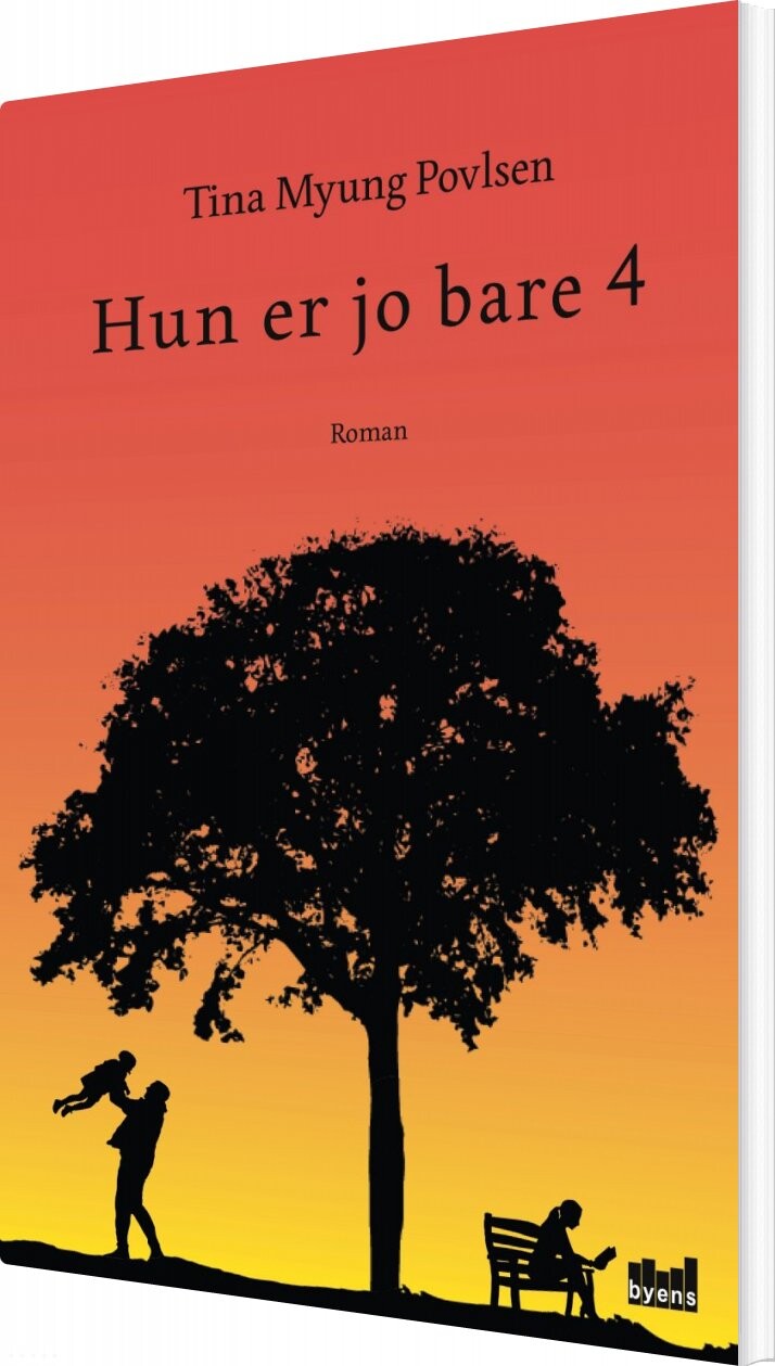Billede af Hun Er Jo Bare 4 - Tina Myung Povlsen - Bog