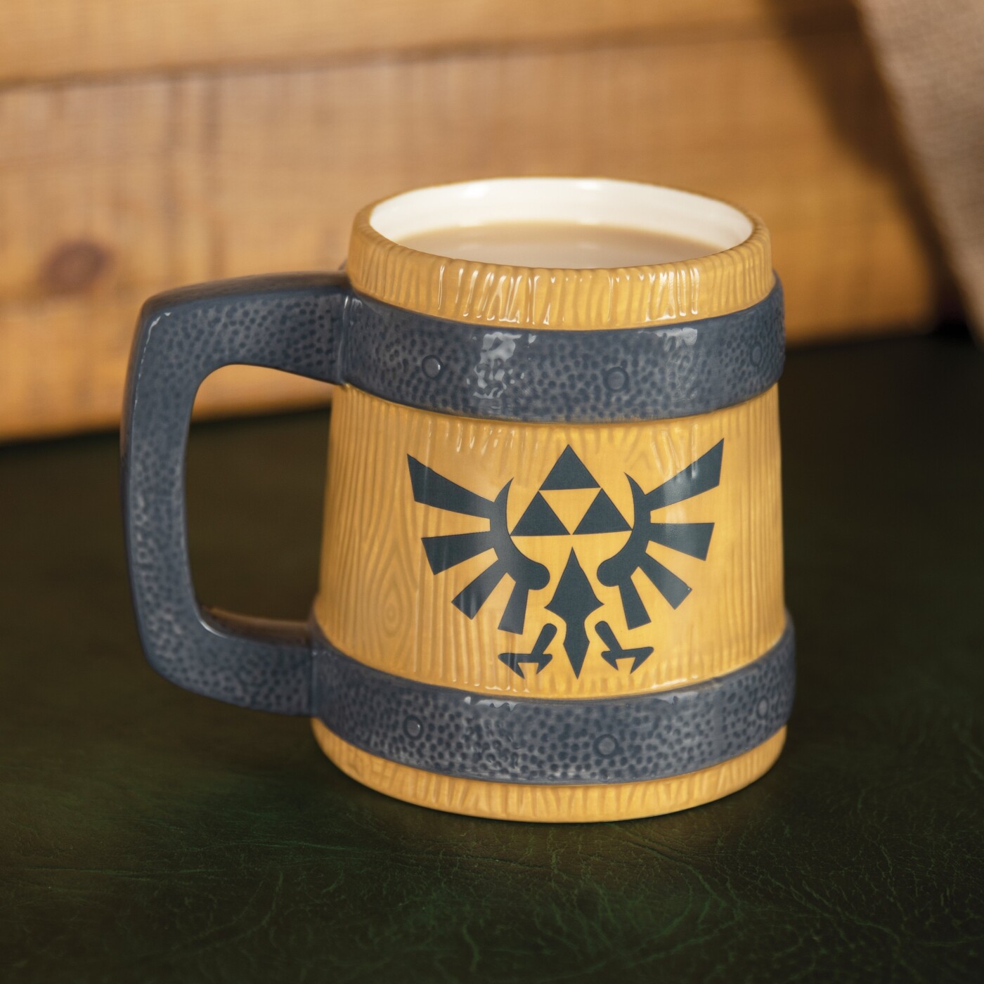 Hyrule Crest Mug