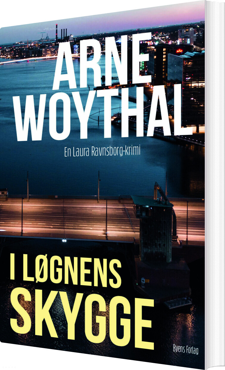 I Løgnens Skygge - Arne Woythal - Bog