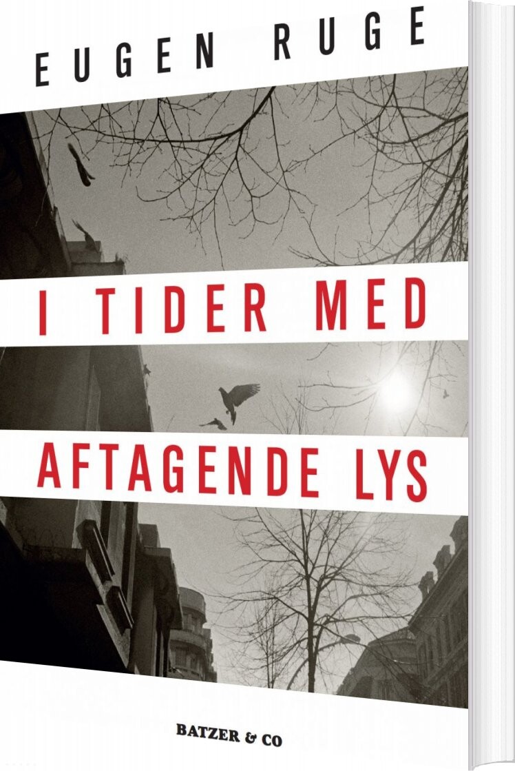 Billede af I Tider Med Aftagende Lys - Eugen Ruge - Bog