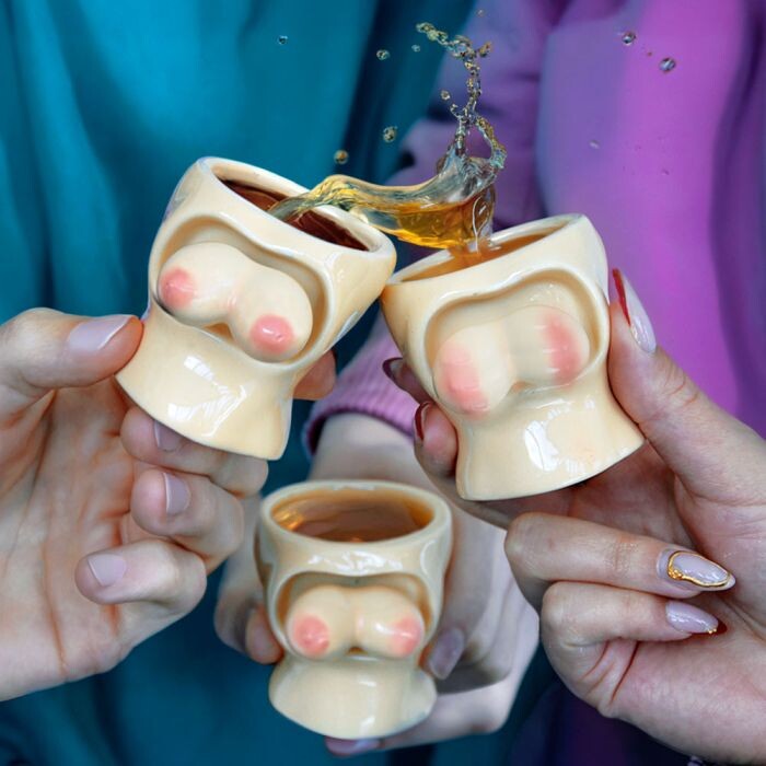 MikaMax Jiggle Me Drunk: Boob Shot-sæt med 3 glas