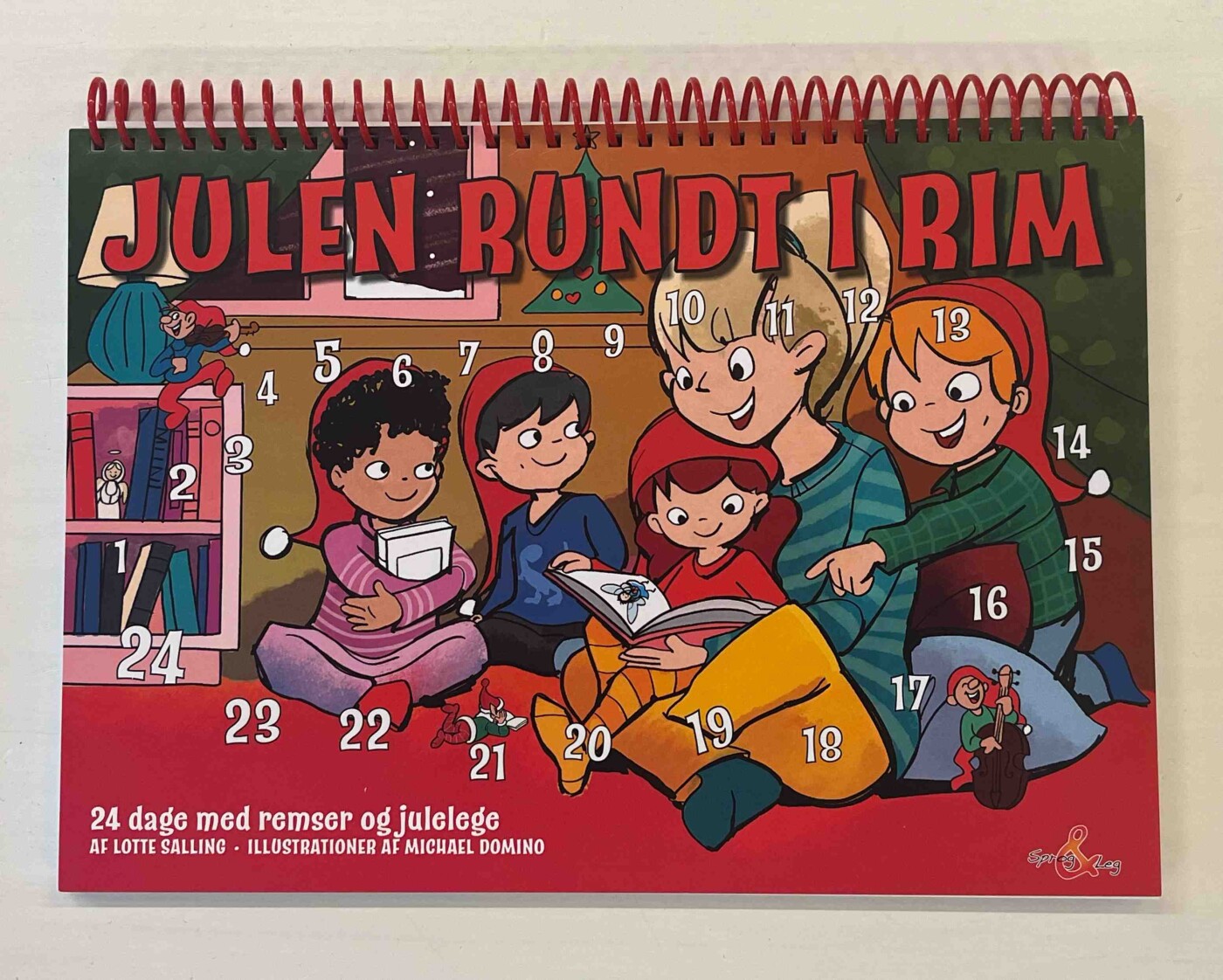Billede af Julen Rundt I Rim - Lotte Salling - Bog