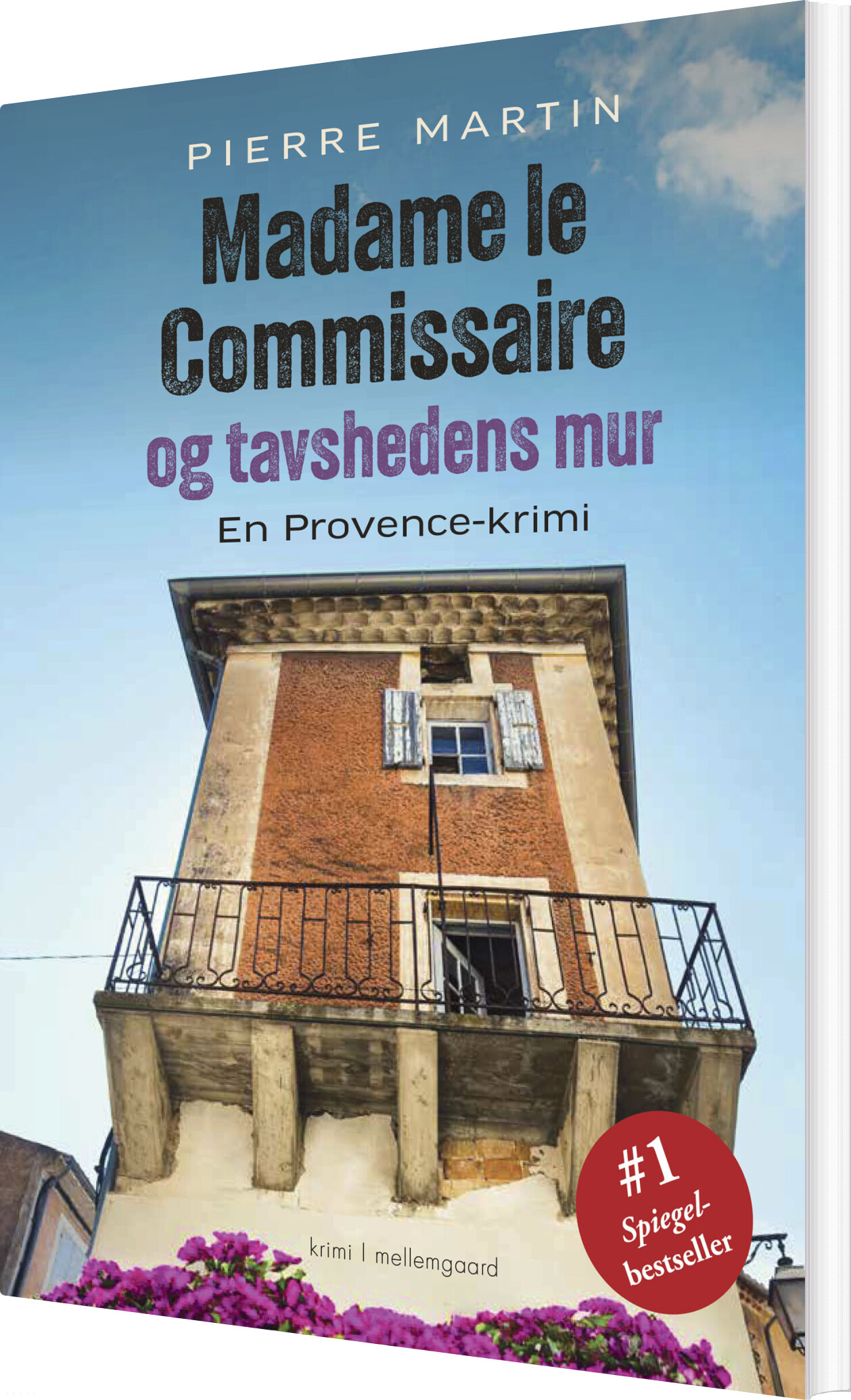 Madame Le Commissaire Og Tavshedens Mur - Pierre Martin - Bog