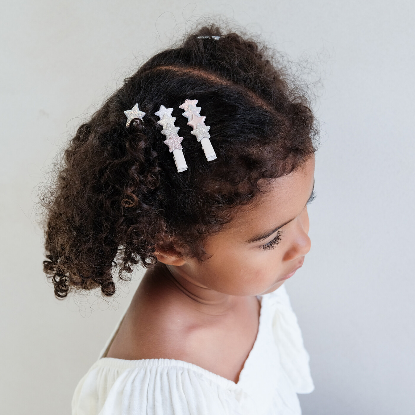 2 Store Hårclips Til Børn - Fortryllet Stjerneglimmer - Mimi & Lula