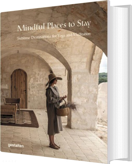 Mindful Places To Stay - English book