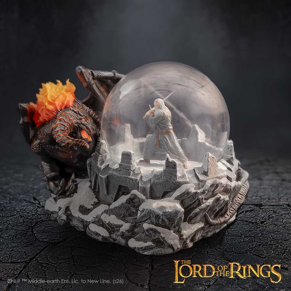 Nemesis - Lord Of The Rings - Battle Of The Peak Snow Globe - Nemesis Now