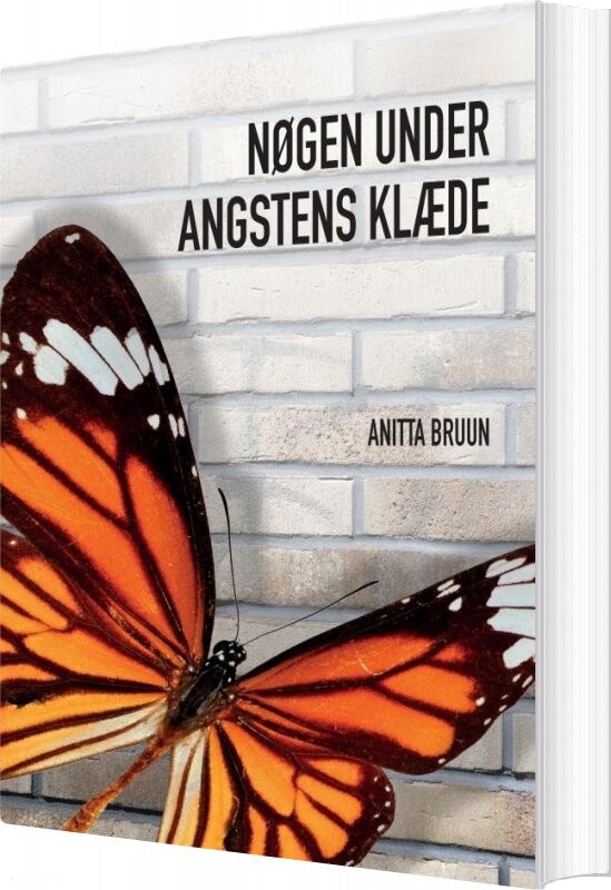 Billede af Nøgen Under Angstens Klæde - Anitta Bruun - Bog