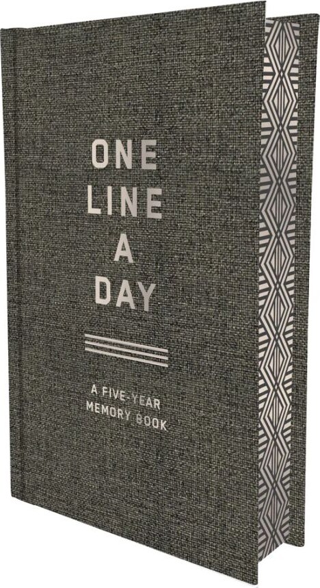 One Line A Day: A Five-year Memory Book (charcoal Canvas) - Bog