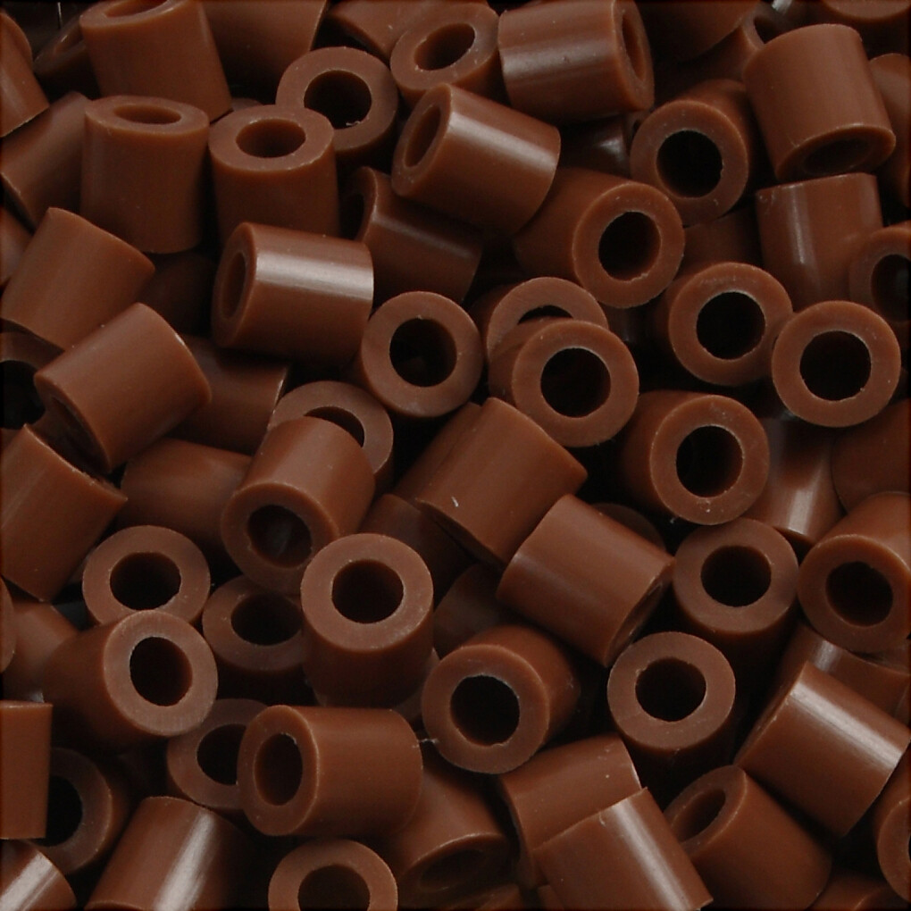 Billede af Rør Perler Til Perleplader - Medium - Chokolade - 1100 Stk. - Nabbi