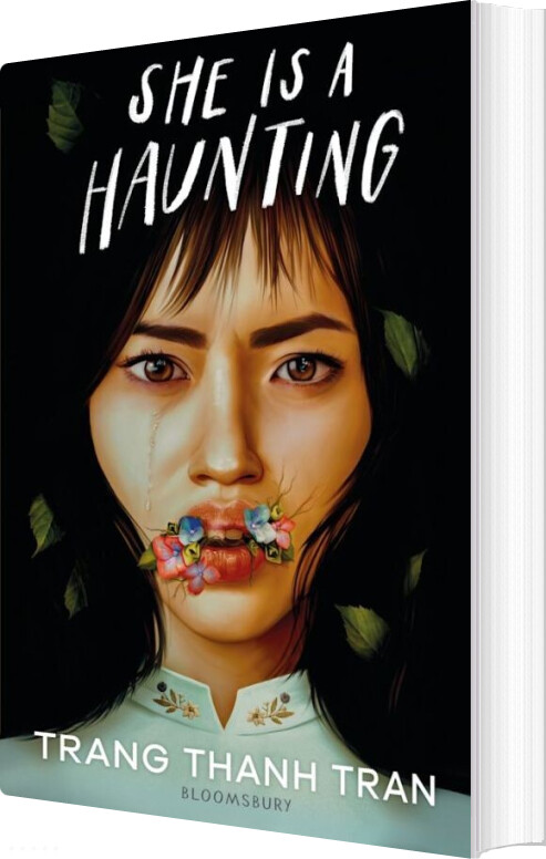 She Is A Haunting - Trang Thanh Tran - English Book