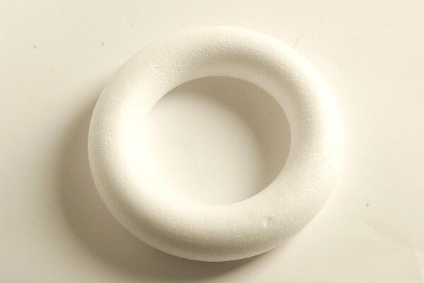 Styroporring 17cm billede