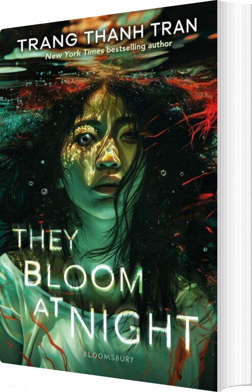 They Bloom At Night - Trang Thanh Tran - English Book