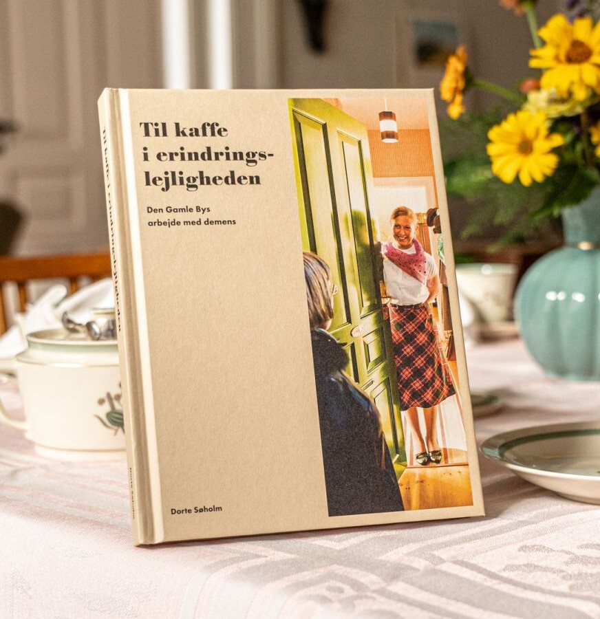 Til Kaffe I Erindringslejligheden - Dorte Søholm - Bog