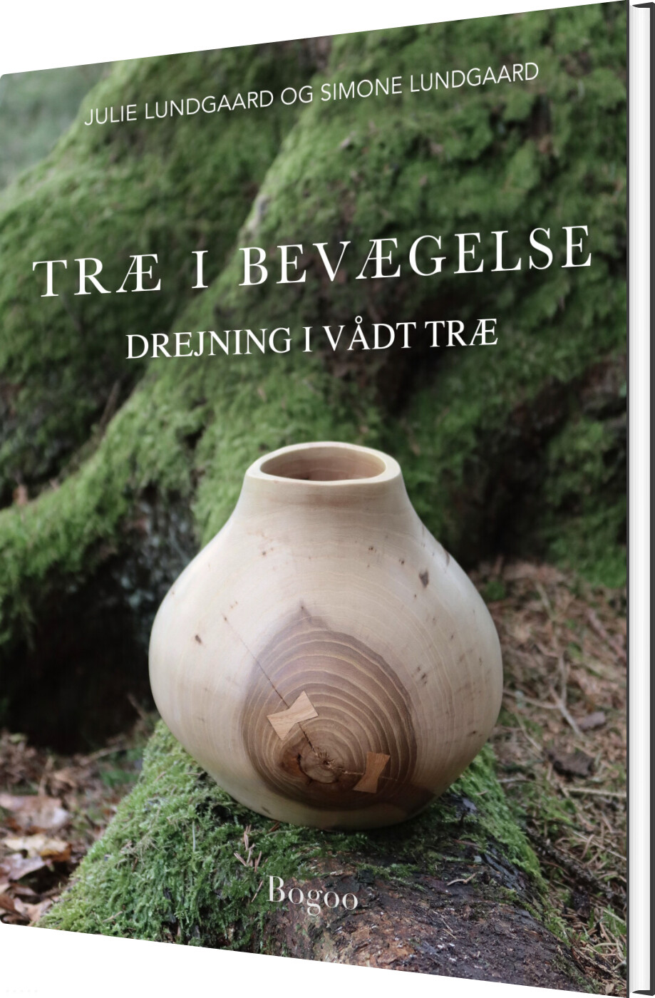 Træ I Bevægelse - Julie Lundgaard - Bog