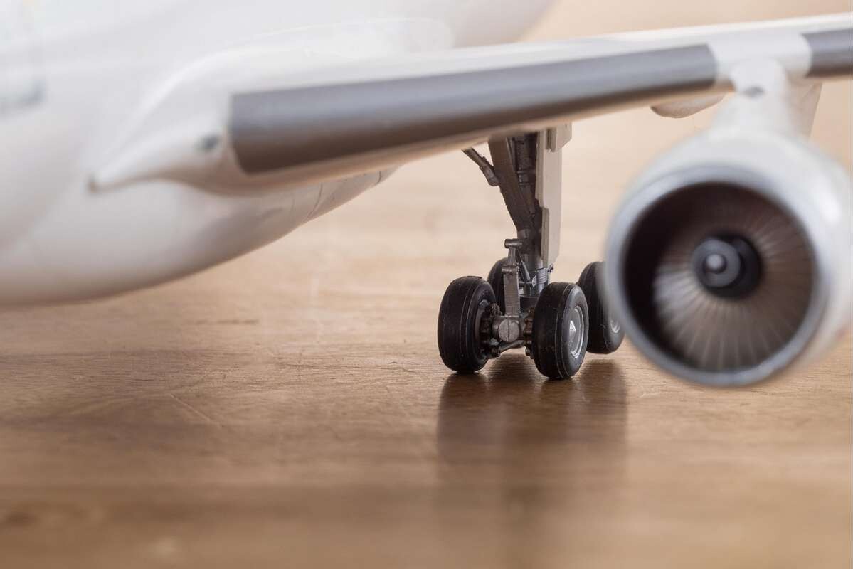 Revell - Airbus A330-300 Lufthansa - 1 144 - Level 4 - 03816