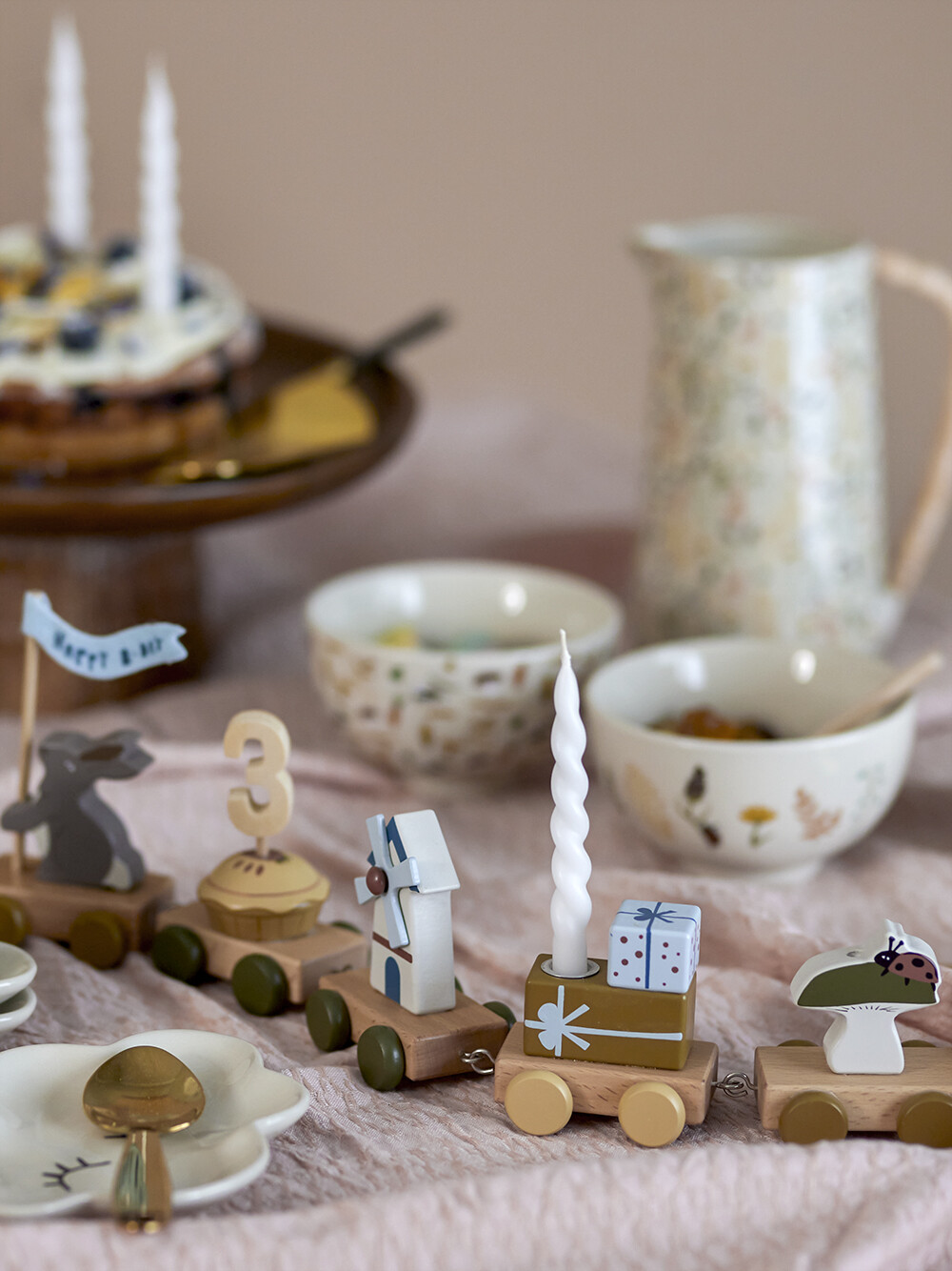 Bloomingville Mini - Fødselsdagstog I Træ - Alfi - Brun