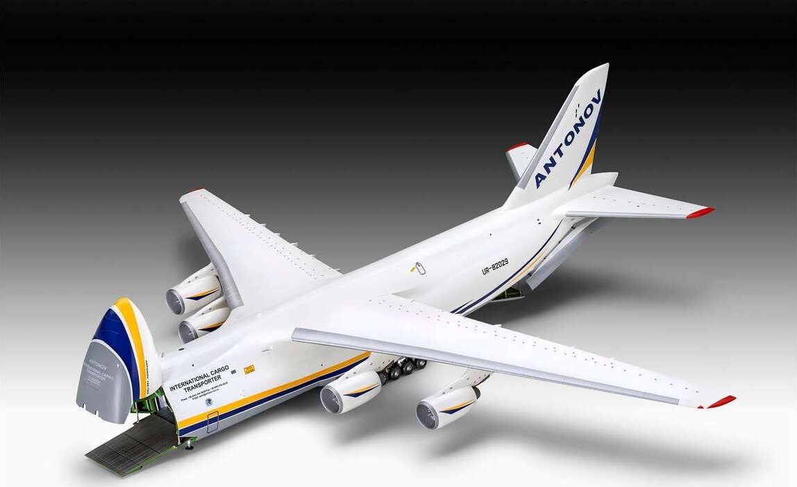 Revell - Antonov An-124 Ruslan - Level 5 - 1 144 - 03807