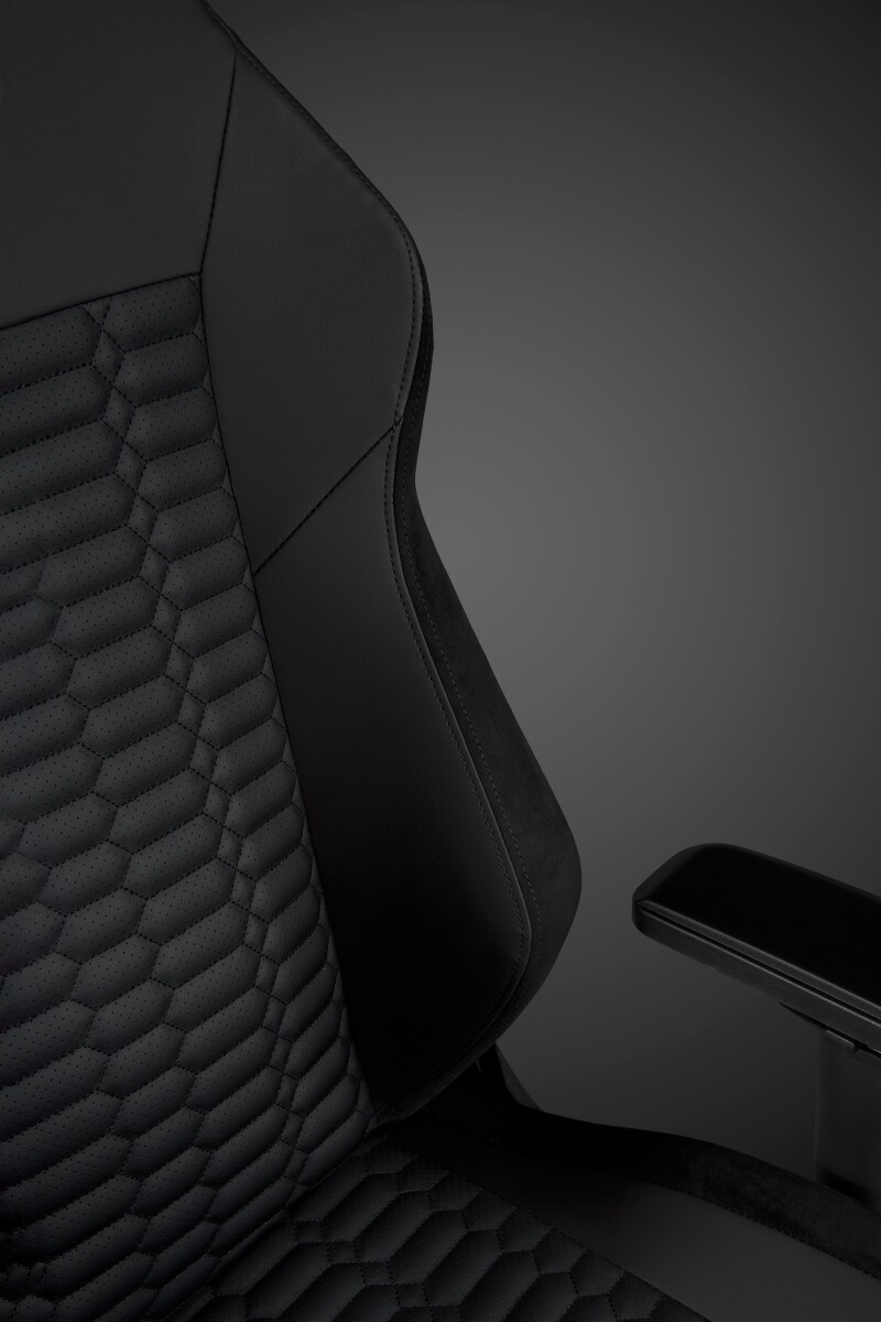 Apollon Classic Black Metal Black Seat Black Logo