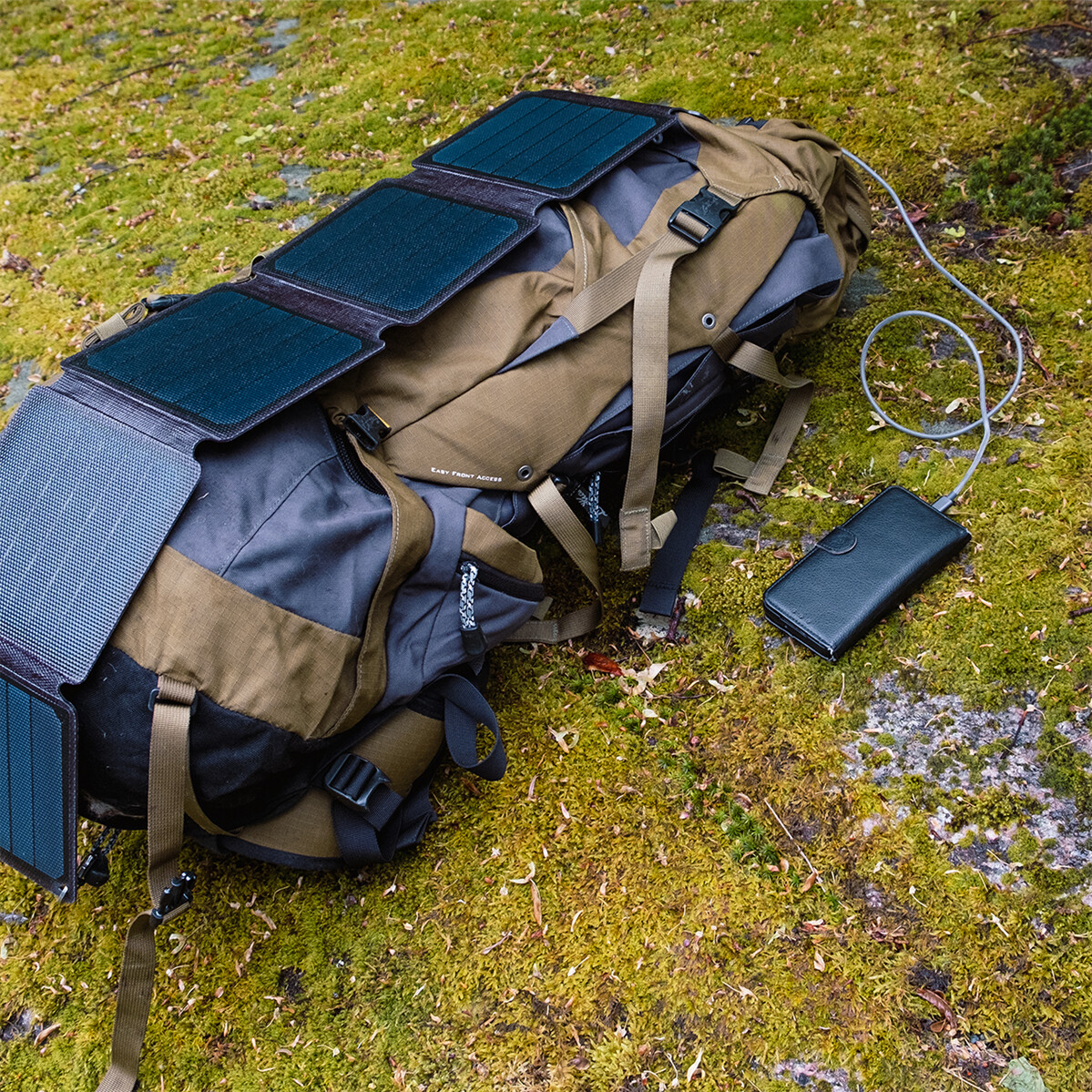 Aqiila - Sunbird P21 - Foldable Solar Charger With Usb-C Port