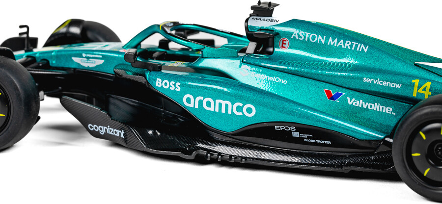 Aston Martin F1 1 24 Die-Cast - Tec-Toy