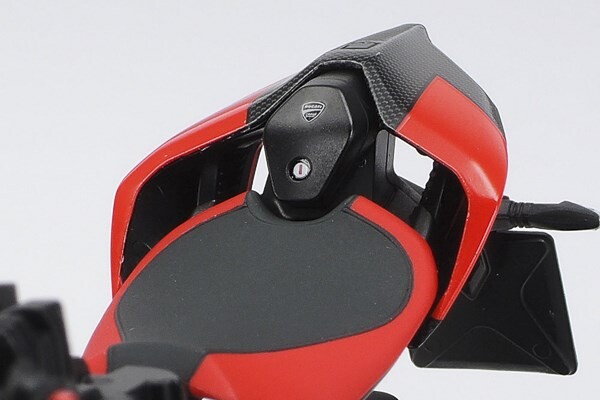 Tamiya - Ducati Superleggera V4 Byggesæt - 1 12 - 14140