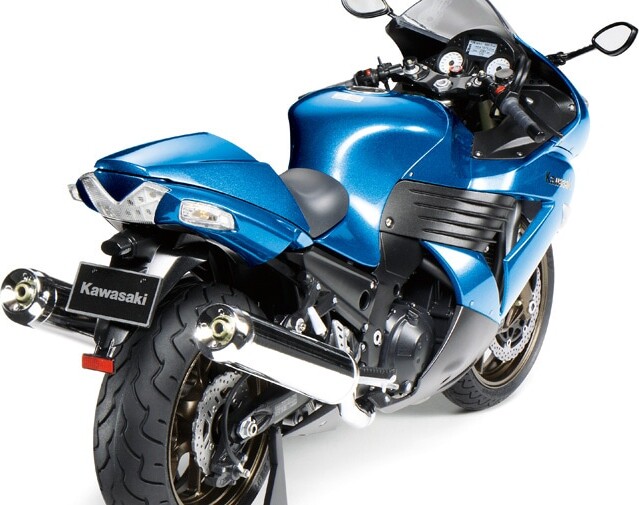 Tamiya - Kawasaki Zzr1400 Motorcykel Byggesæt - 1 12 - 14111