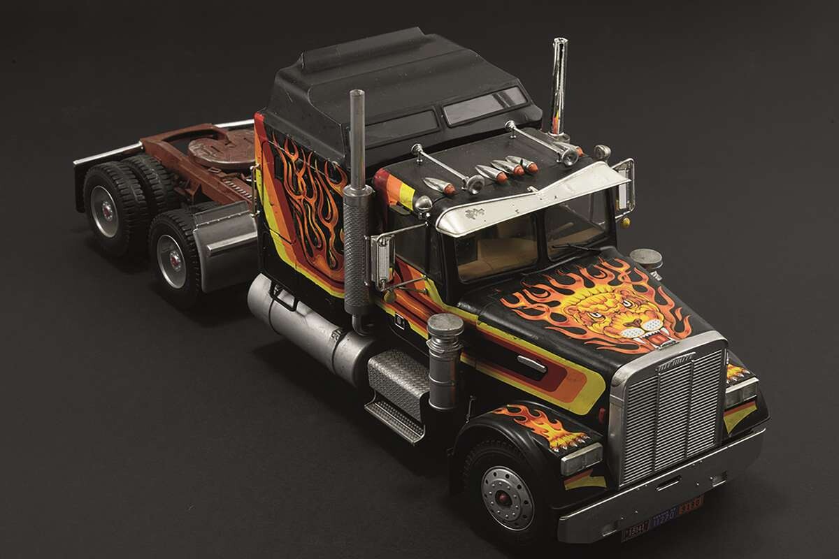 Italeri 90785 - Freightliner Aerodyne - 1 24 - Lastbil Byggesæt