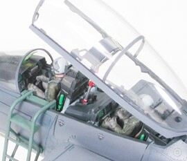 Tamiya - F-15E Bunker Buster Modelfly Byggesæt - 1 32 - 60312