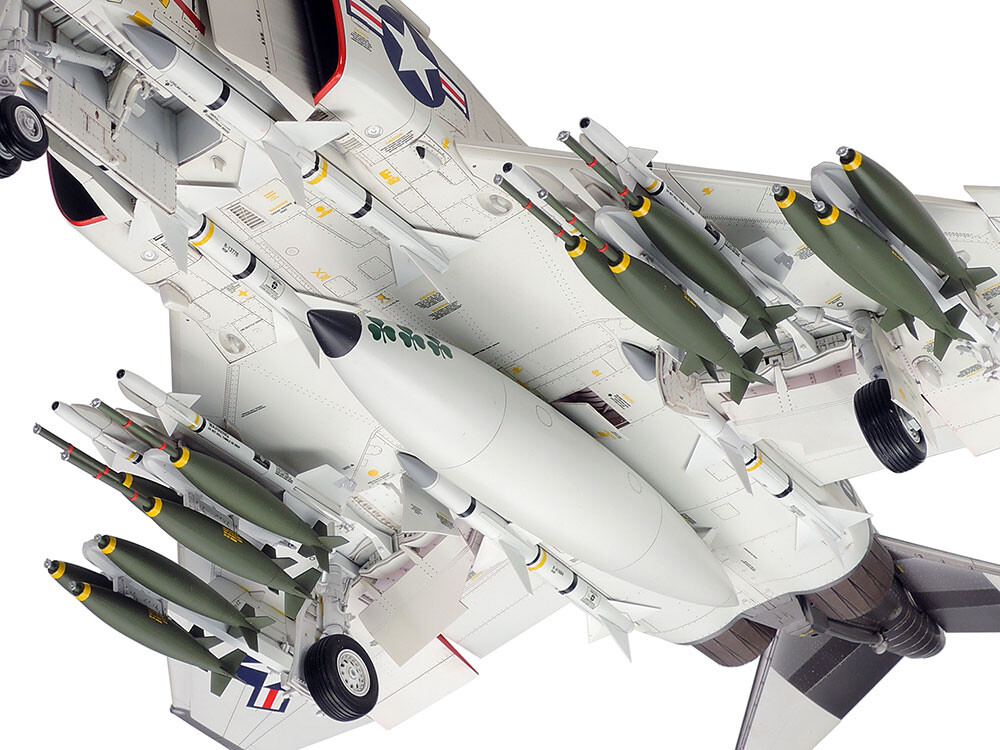 Tamiya - F-4J Phantom Ii Marines Fly Byggesæt - 1 32 - 60308