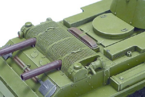 Tamiya - Bt-7 Russian Tank Model 1937 Byggesæt - 1 35 - 35327