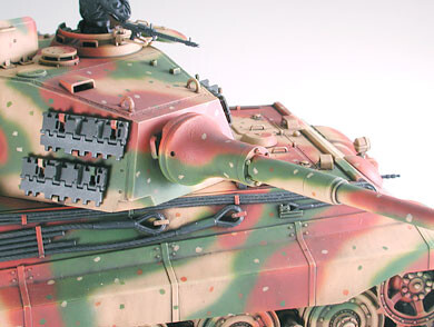 Tamiya - King Tiger Ardennes Model Tank Byggesæt - 1 35 - 35252