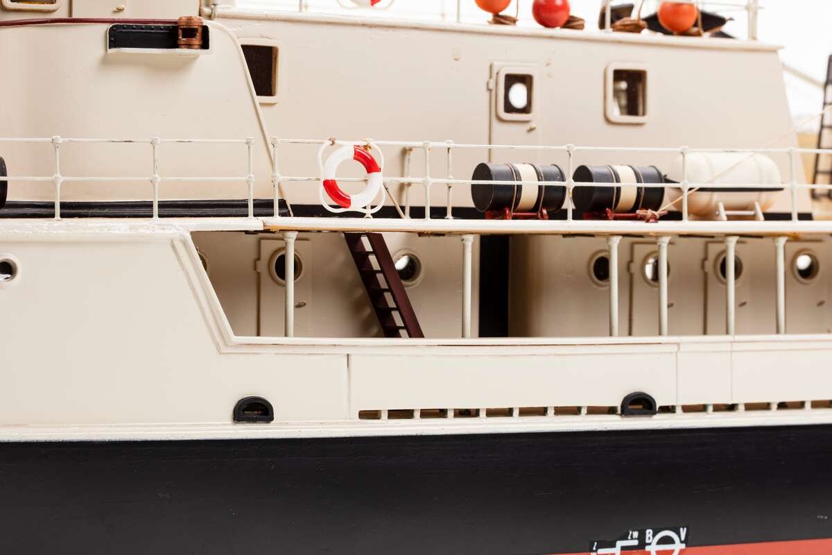 Billing Boats - Calypso Skib Byggesæt - 1 45 - Bb560