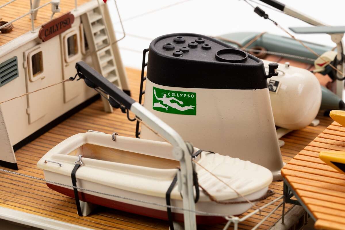 Billing Boats - Calypso Skib Byggesæt - 1 45 - Bb560