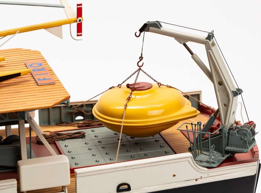 Billing Boats - Calypso Skib Byggesæt - 1 45 - Bb560