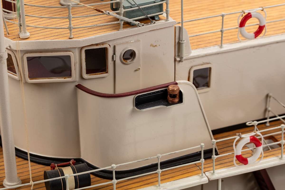 Billing Boats - Calypso Skib Byggesæt - 1 45 - Bb560