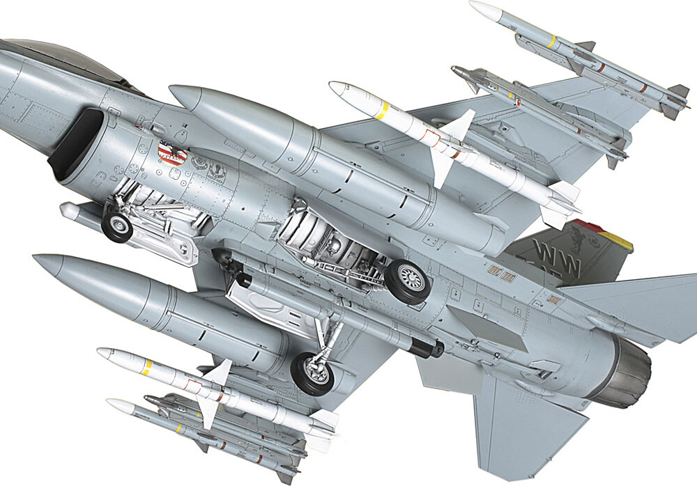 Tamiya - F-16Cj Fighting Falcon Modelfly Byggesæt - 1 48 - 61098