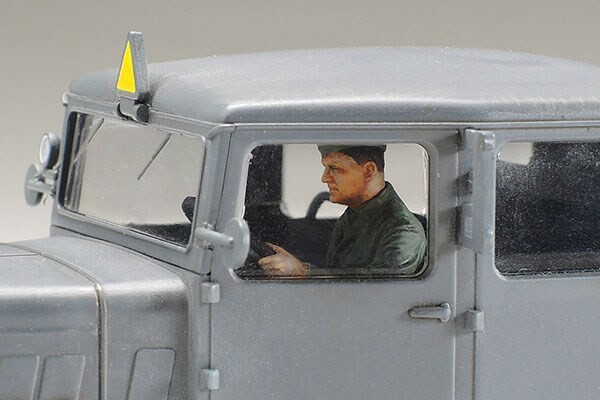 Tamiya - German Heavy Tractor Ss-100 - 148 - 32593